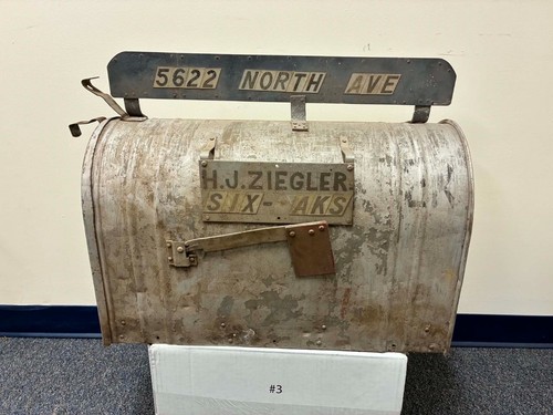 Vintage 1930s Schmid Bros Galvanized Rural Farmhouse Large Mailbox