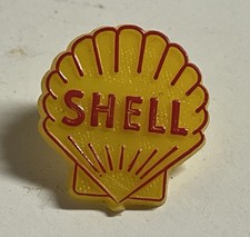 Shell Oil And Gas Co. Plastic Golf Ball Marker With Logo. 1950’s Memorabilia