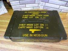 Vietnam Era 20MM Military EMPTY Ammunition 25 Cartridge Ammo METAL Box for M139