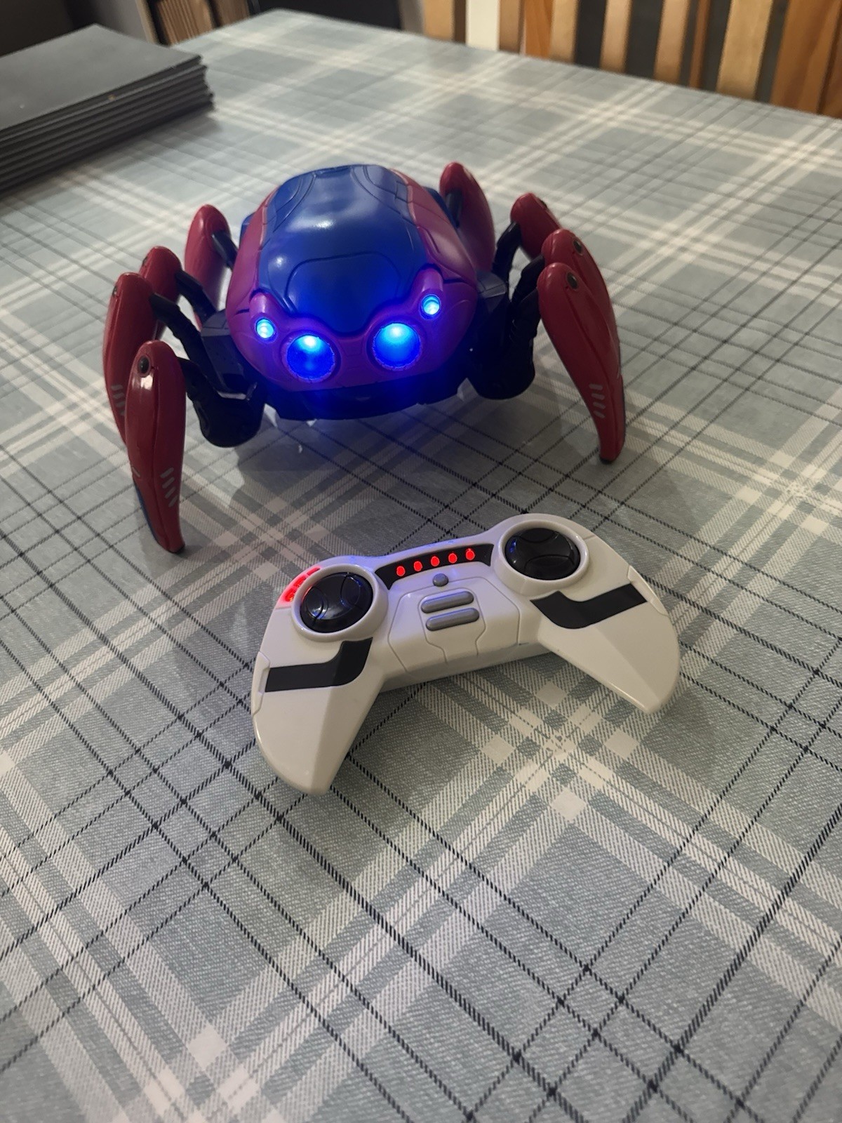 Disney  Marvel SPIDER BOT Remote Control Spider
