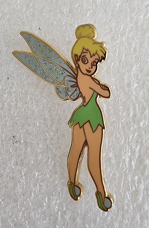✨ DISNEY~ DU EMPLOYEE CENTER EXCULSIVE ~ TINKER BELL (GLITTER WINGS) LE 500 PIN - Image 2 of 4