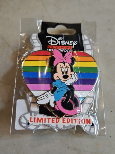 Disney Minnie Mouse Rainbow Pride LE 400 Pin DSF DSSH - Picture 1 of 2