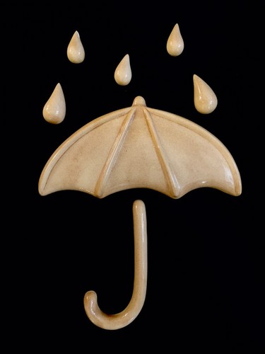 Vintage 1970s Umbrella Ceramic Wall Plaque with Rain Drops Beige Tan Wall Decor - Picture 2 of 8