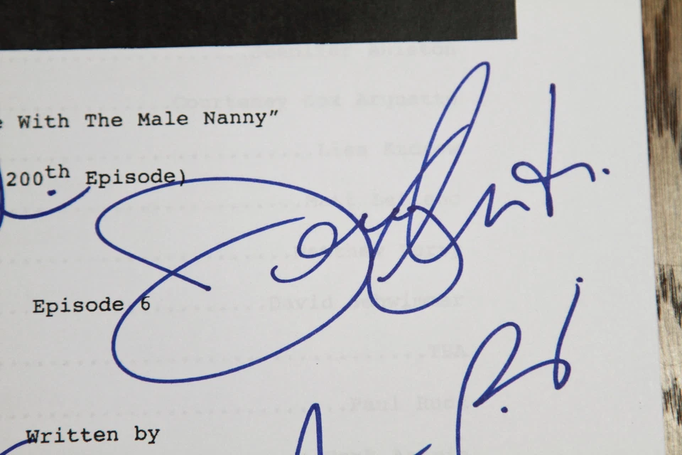 FRIENDS Full CAST signed script Jennifer ANISTON Courtney COX SCHWIMMER - Image 4 of 4