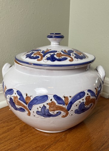 Vintage Tureen Serving Bowl Pot W/ Lid White Blue Majolica Style Hand Painted - Picture 4 of 12