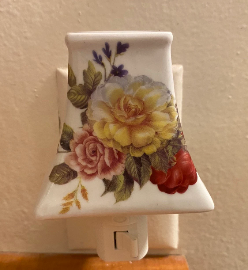 Nordic Light Shade, Stencil Butterfly Tealight Holder Piatto, Pizzo Idea Regalo Idea Accessori Candele, Porcellana, 9x9x9cm