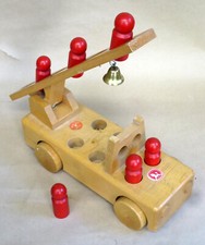 Konrad Keller Feuerwehr Holzspielzeug – Ostheimer – Waldorf Montessori Spiel Gut