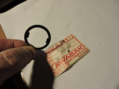 KAWASAKI NOS NEW 92024-033 H1 H2 F5 F8 F9 ZX EN LOCK WASHER OM11