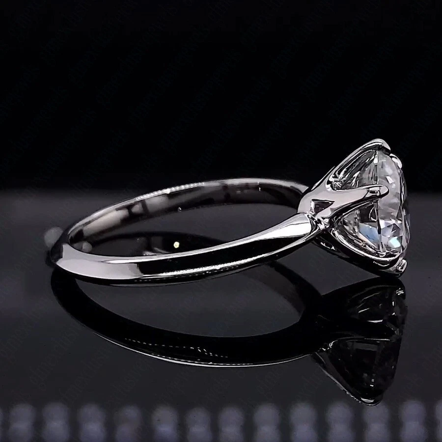 Anillo de compromiso de diamantes cultivados en laboratorio IGI 2,50 quilates corte redondo E VVS2 platino sólido 950 Foto 4 de 4