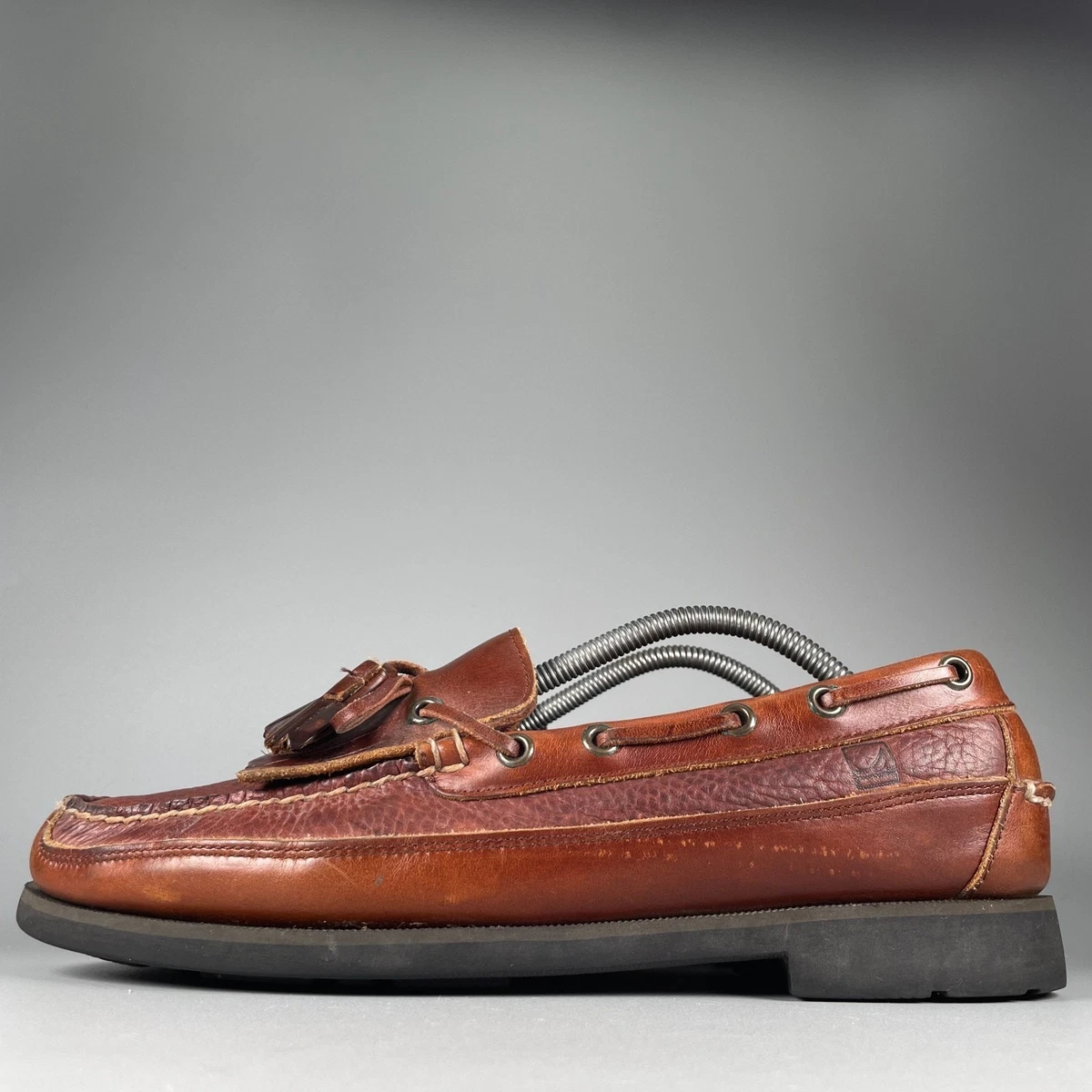 Kiltie Loafers In Men display picture 1