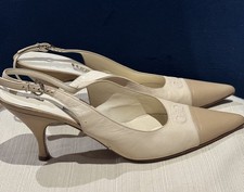 Salvatore Ferragamo Women s White Leather Slingback Magnolia Carisa Heels 9/2 AA