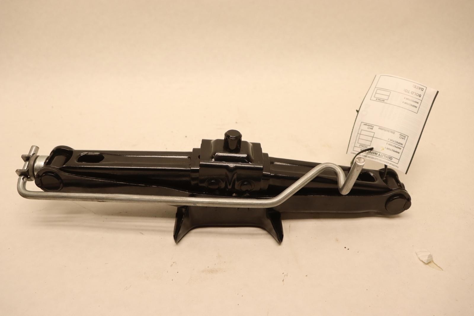 2014-2020 MASERATI QUATTROPORTE EMERGENCY SPARE WHEEL TIRE LIFT JACK OEM