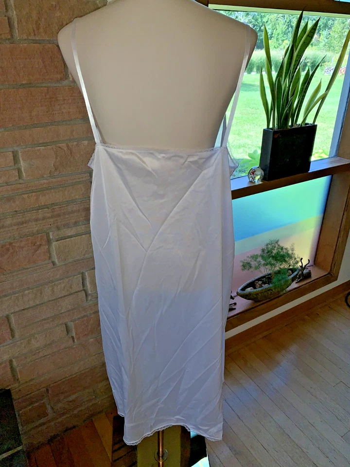 Vassarette 10-805 Slip Completo Talla 44 28/50 Borde de Encaje Blanco Foto 4 de 4