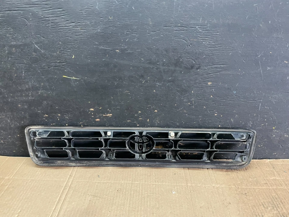 Toyota RAV4 1998 1999 2000 parrilla superior delantera OEM T3904 DG Foto 4 de 4