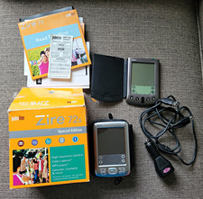 Vintage Palm Vx  PalmOne Zire 72s Special Edition PDA Bundle Untested