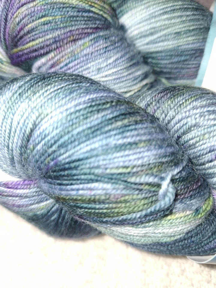 Juego "Buttons McSprinkle" 100% Lana Merino 1500y Foto 2 de 4