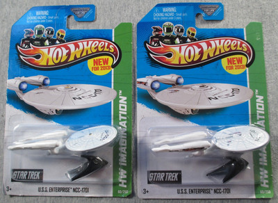 USS Enterprise lot x 2 - Sealed die cast - Hot Wheels (Regular & Battle Damage)
