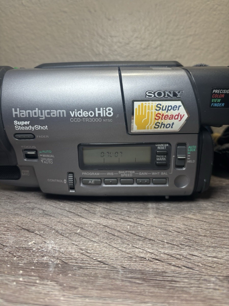 Sony Handycam Video Hi8 CCD-TR3000 NTSC Super SteadyShot W