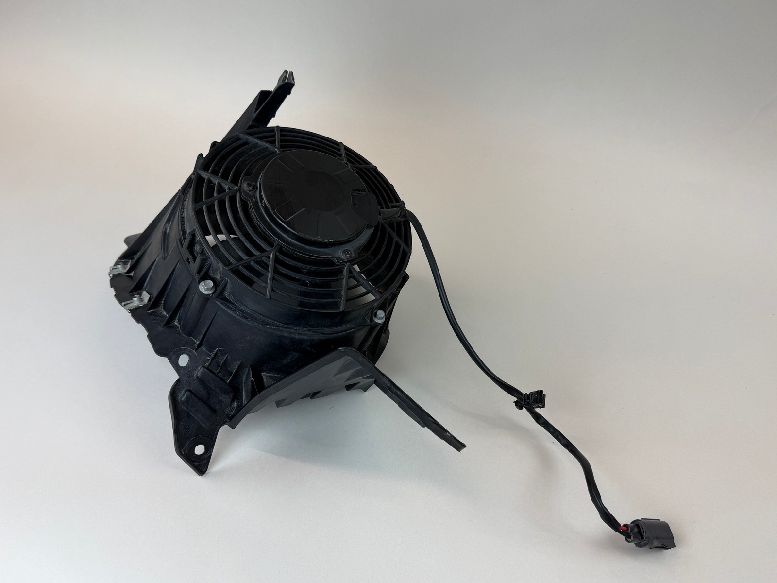 McLaren 540C 2016-2021 REAR+RIGHT Radiator fan