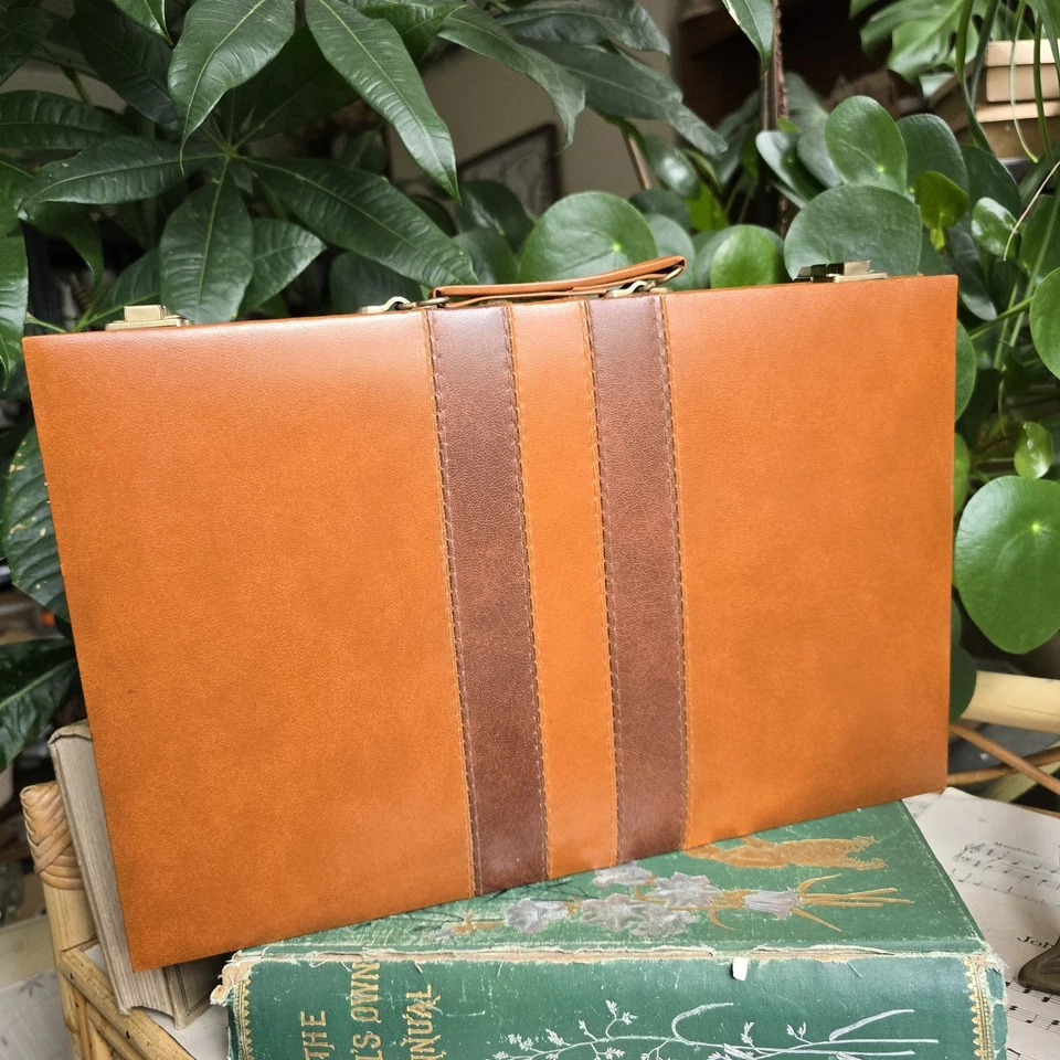 Vintage Tournament Backgammon Set Faux Leather Brown Caramel Carry Case Complete - Image 2 of 4