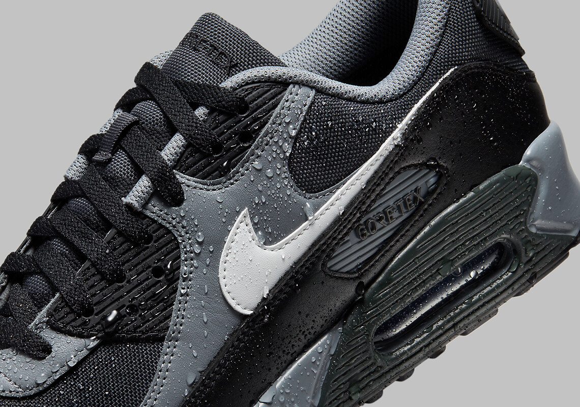 Nike Air Max 90 GTX GORE-TEX Dark Smoke Cool Grey Black Nike Air Max 90 GTX GORE-TEX Dark Smoke Cool Grey Black