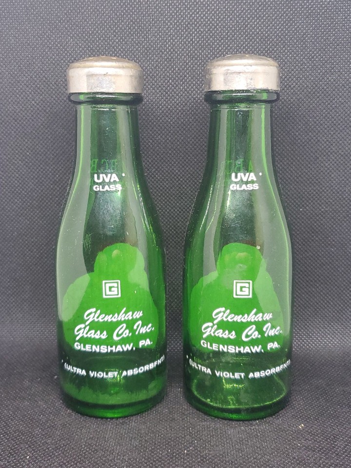 SAINT LOUIS SALT & PEPPER SHAKERS Steamboats On the Mississippi River