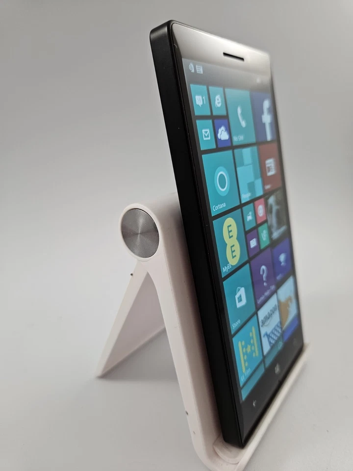 Nokia Lumia 930 Black Unlocked 32GB 2GB RAM 5" Windows Mobile Smartphone - Image 3 of 4