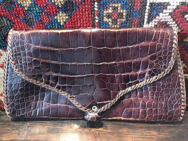 Alligator clutch purse sale