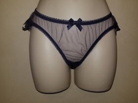 Agent Provocateur Piper set in navy bra size 36D and ouvert AP 4 large NWT