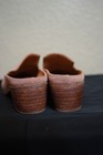 Ariana Bohling size 9 pink suede slip on mules — photo 5
