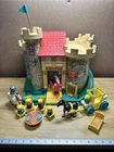 VINTAGE Fisher Price Little People Castle 1974 #993 Dragon Knight Figures READ