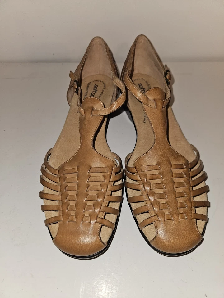 SoftSpots Leather Tatianna Buckle Cushion Cognac Brown Sandals 9.5N EUC - image 4 of 4