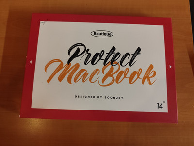 Bootique designed by Soonjet MacBook Protect, 14 Zoll Hülle Space Grau Klar.
