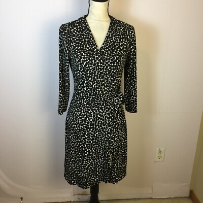 BCBGMAXAZRIA Wrap Dress Size S Womans Black White Stretch Tie Waist 3/4 Sleeve