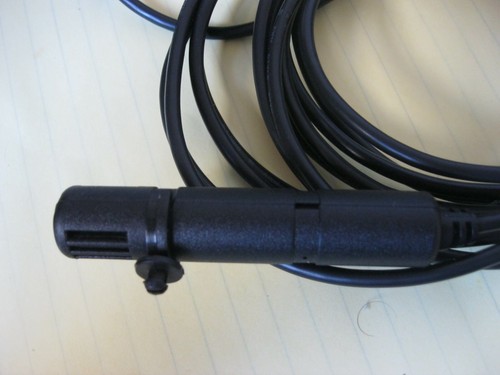 APC Rack Mount Temperature and Humidity Sensor AP9335TH - 第 2/3 張圖片