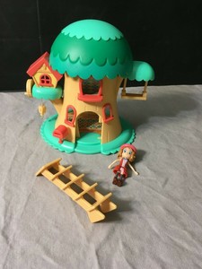 pokemon treehouse playset
