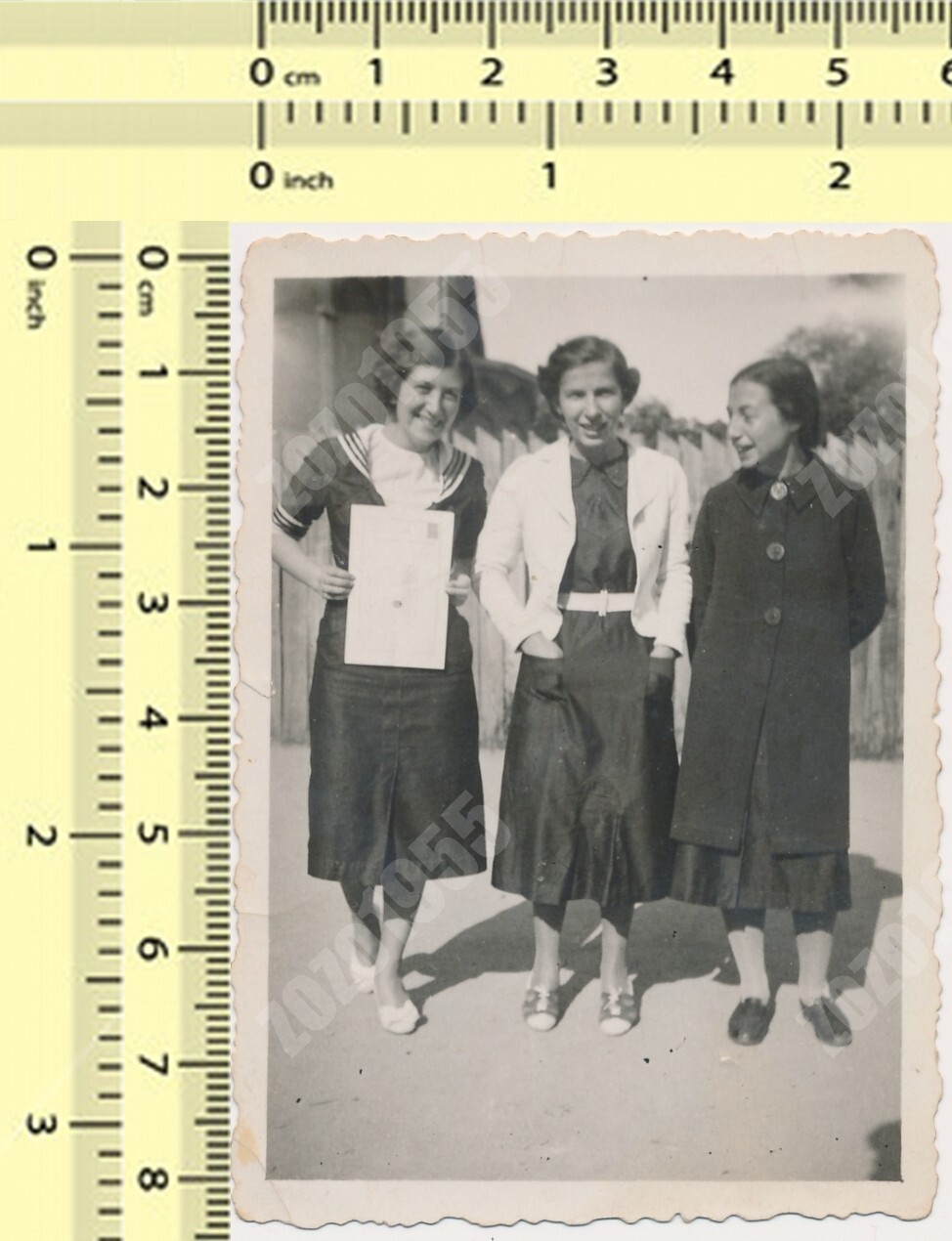 Three Women Ladies Females Portrait Outside vintage original old photo snapshot