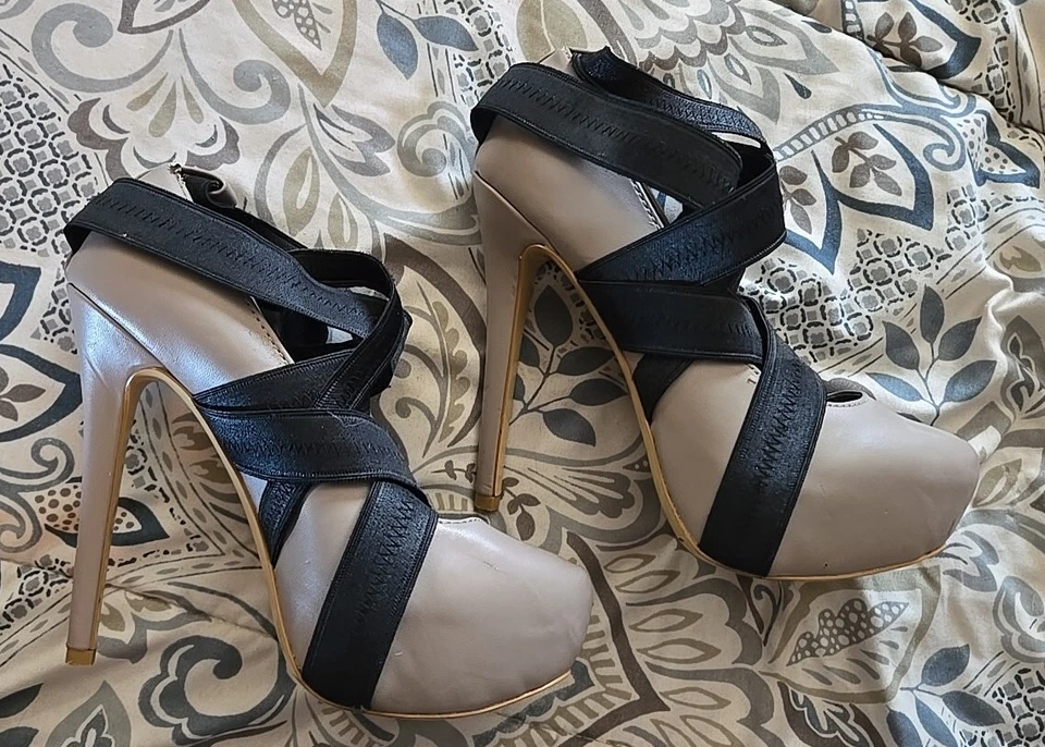 Victoria Secret Colin Stuart High Heel strappy pumps Platform Size 7.5 - Image 3 of 4
