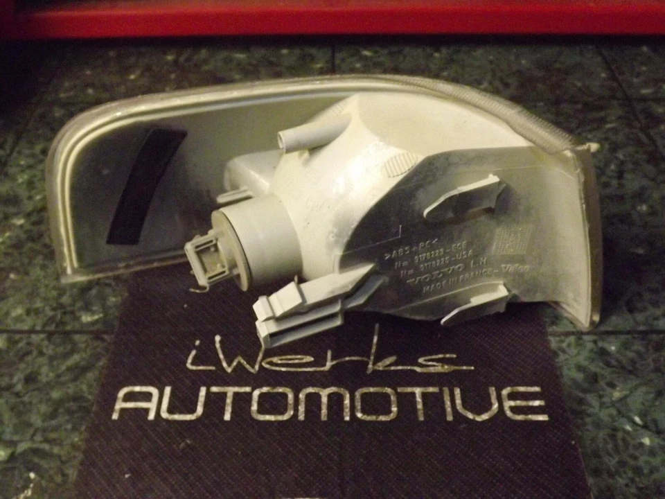 OEM 95-97 Volvo 960 S90 V90 lâmpada de lente de luz de sinal pisca-pisca canto esquerdo frontal FL - Imagem 4 de 4