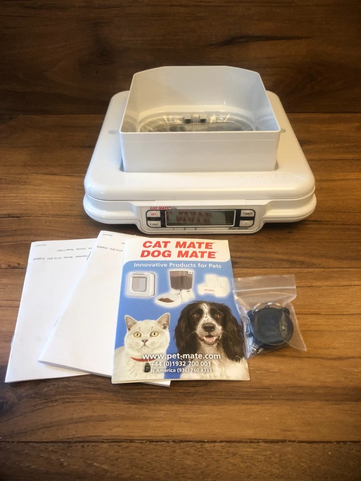 Disco de microchip/identificación Cat Mate Elite aleta para gato con control de temporizador Foto 3 de 4