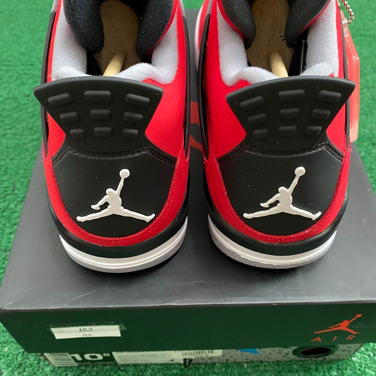 Size 10.5 - Air Jordan 4 Retro Toro Bravo Sneakers 308497-603 New