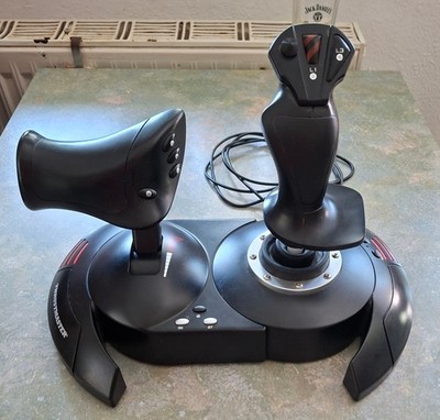 Thrustmaster T.Flight HOTAS X, USB-Joystick und Schubhebel für PC/PlayStation