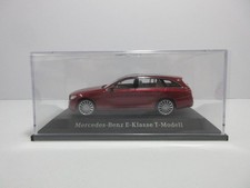 1:43 Mercedes-Benz E-Class T-Model Wagon S213 Designo Hyacinth Red Metallic