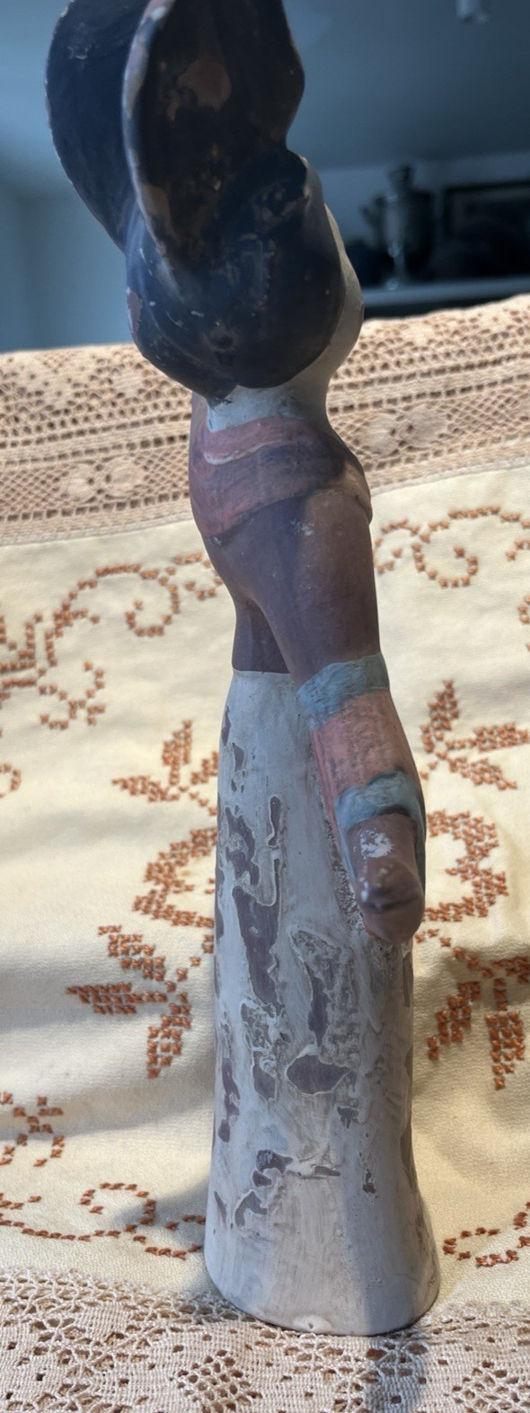 VINTAGE CHINESE TANG STYLE CLAY DANCING LADY FIGURINE