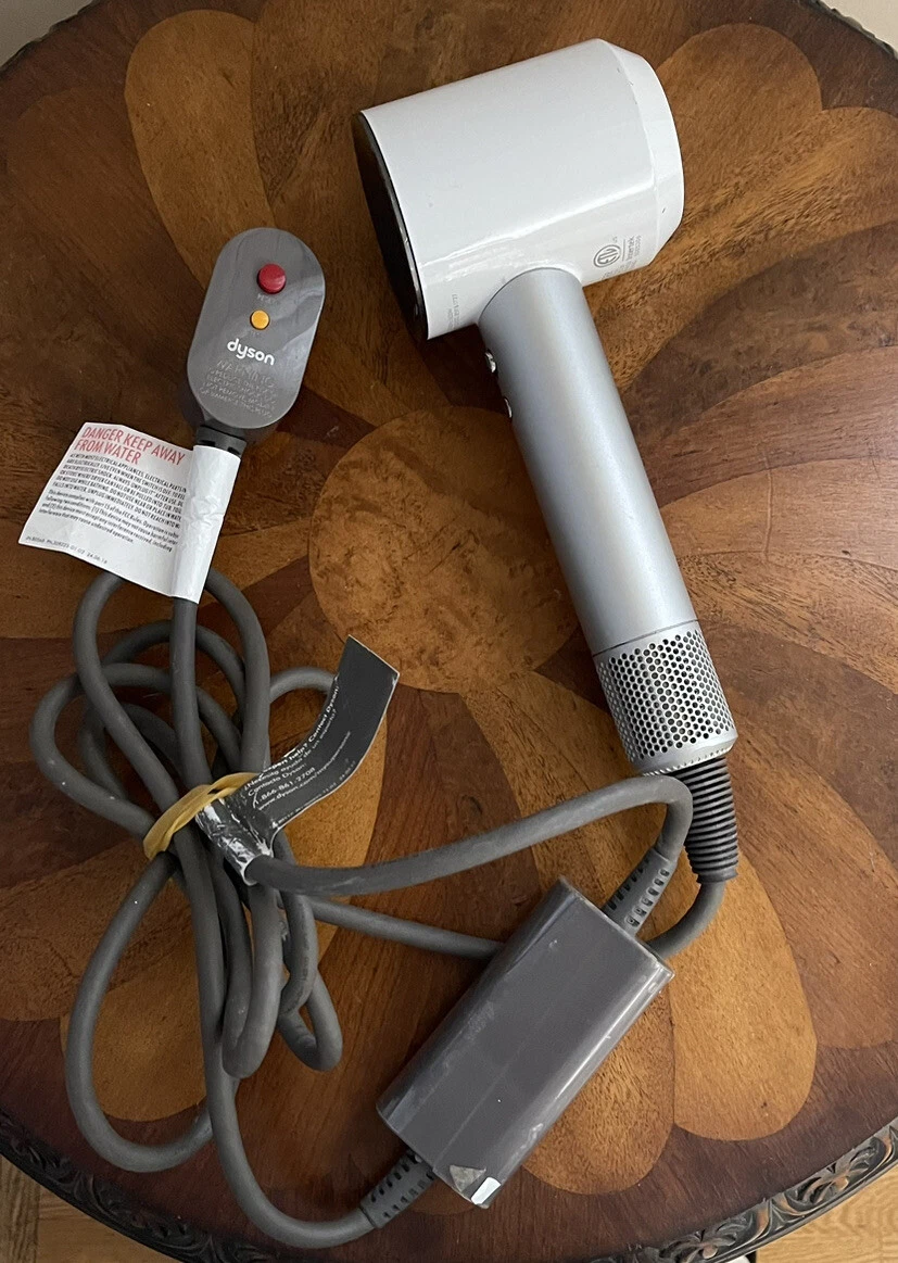 dyson supersonic ヘアドライヤー HD01 ホワイト ダイソン ヘアドライヤー Supersonic HD01 ホワイト／シルバー 【公式