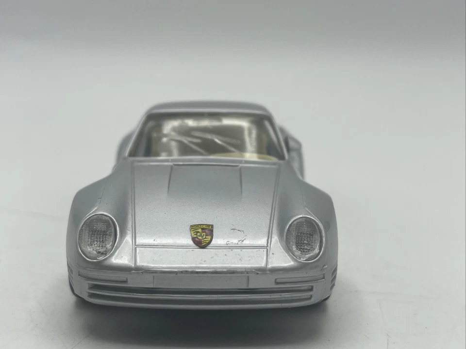 VTG MAJORETTE 2500 SERIES GRAND SPORT PORSCHE 959 SILVER DIECAST 1:34 - Image 2 of 4