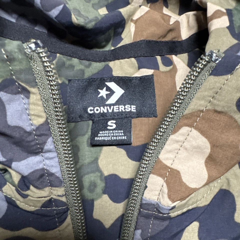 Converse Camo Track Suit Men Sz S Zip Leg & Pockets Red Piping Chuck Taylor 52 - Image 4 of 4