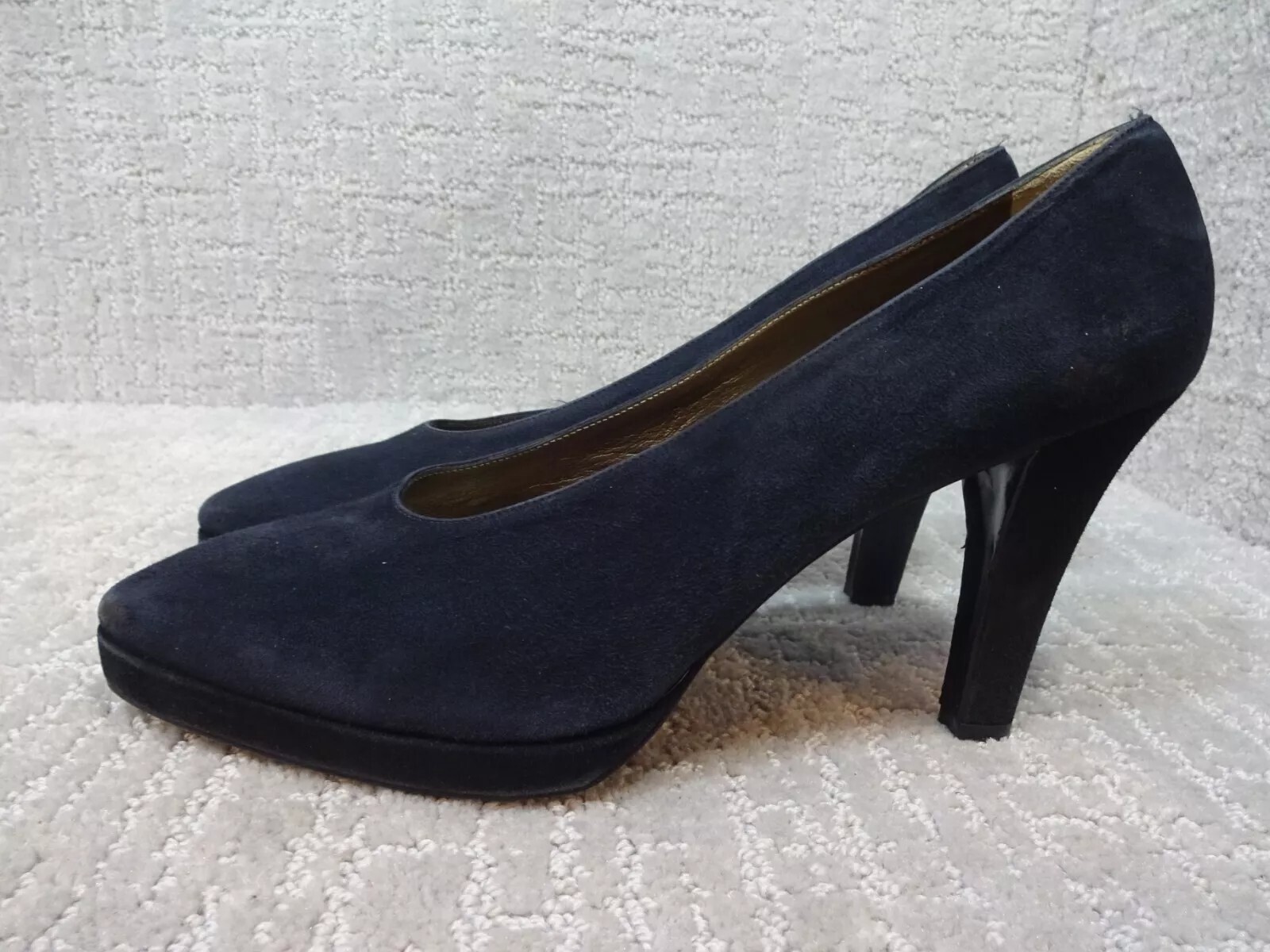 Yves Saint Laurent taglia 10M blu navy classico tacco a pompa Made in Italy vintage