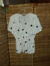 Fuzzy Short Sleeve Top Embroidered Flowers Bohemian Sz XL Cross Over Front