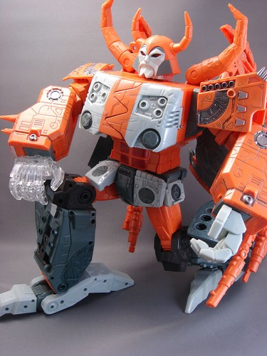 Takara Tomy Transformers 2010 Universal Dominator UNICRON ToyHobbyMarket Limited - Picture 9 of 10